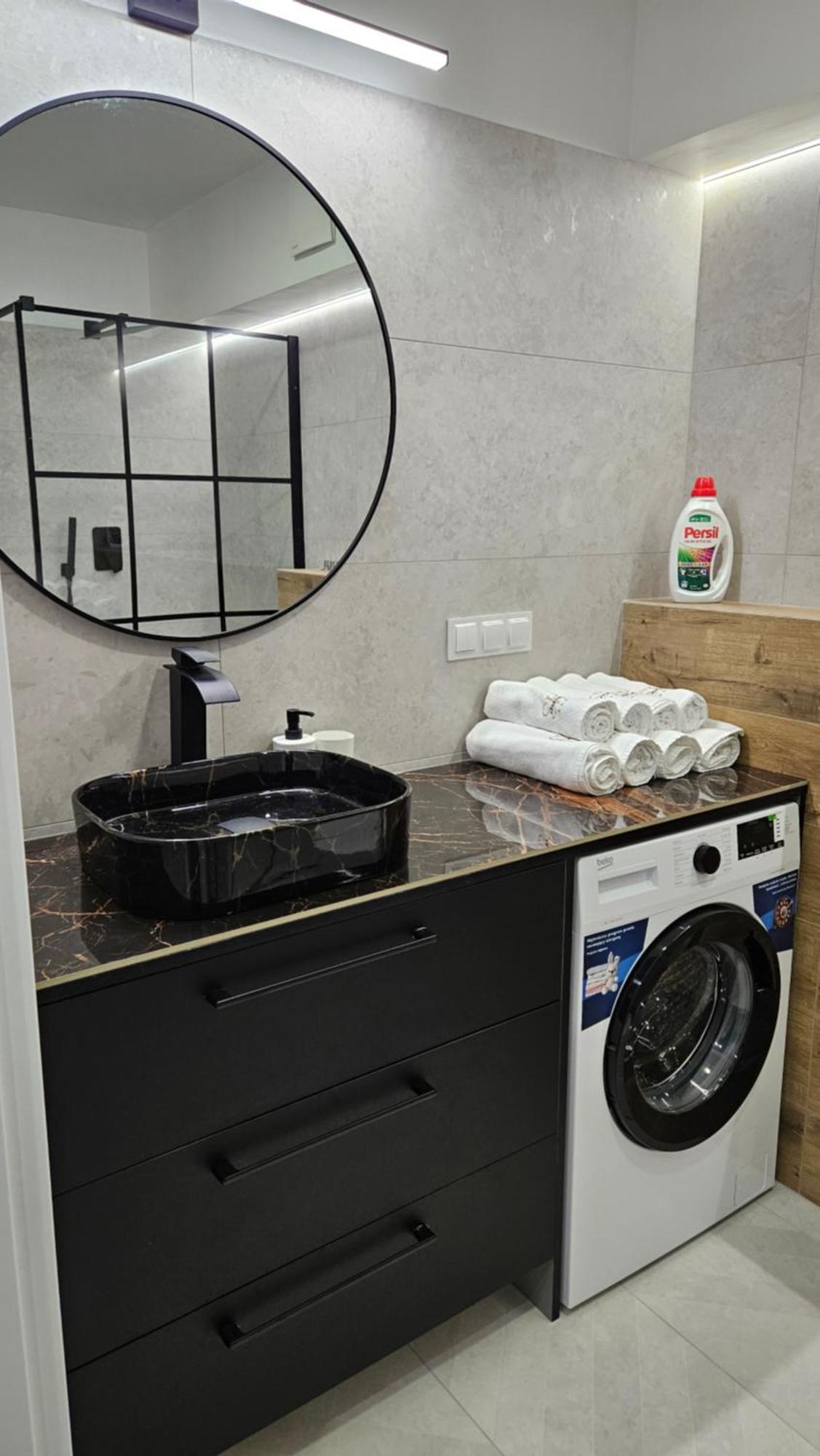 Apartament Bulgarska 59 - Sypialnia I Salon - 40M2 - Self Check In 24H Poznań Buitenkant foto