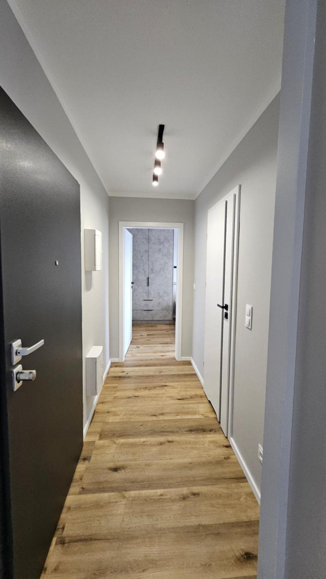 Apartament Bulgarska 59 - Sypialnia I Salon - 40M2 - Self Check In 24H Poznań Buitenkant foto